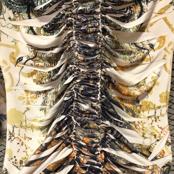 Form fitting top!! - Picture 3 of 6